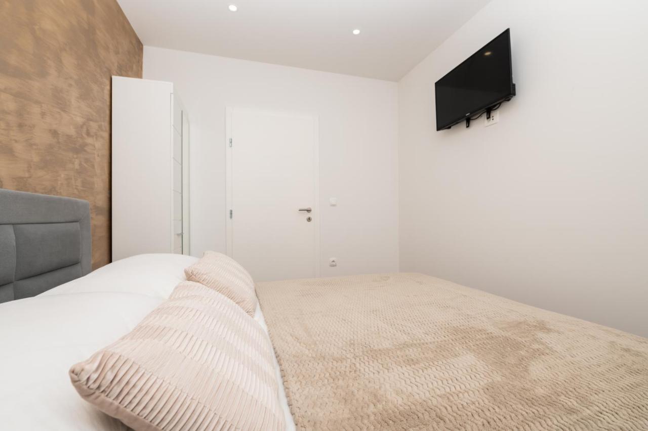 Apartment Pepe Makarska Zewnętrze zdjęcie